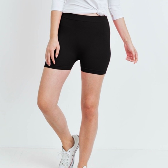 Black stretch spandex biker shorts - Picture 1 of 4